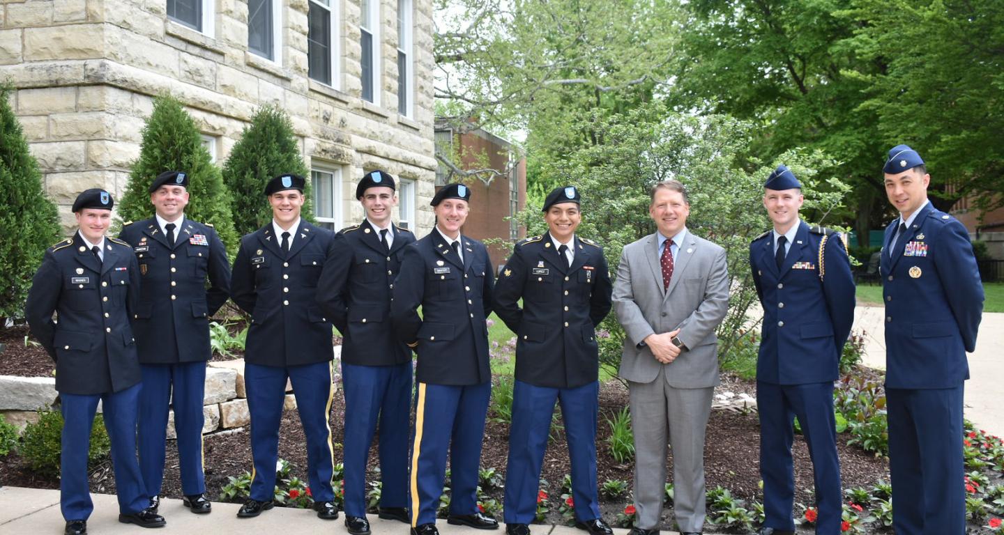 A group of North Central College student-veterans.