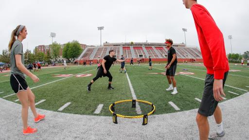 Students playing Roundnet 