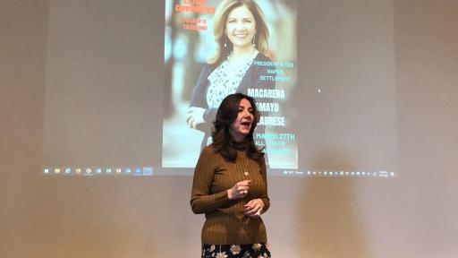 Macarena Tamayo-Calabrese conducting a seminar.