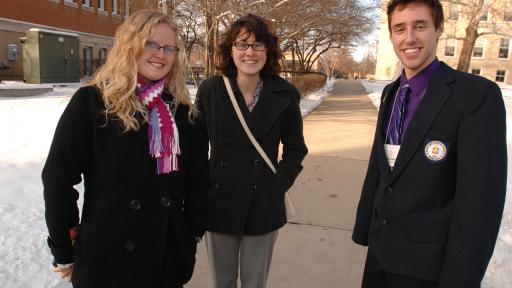 honor students walking around central campus